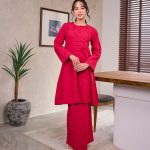 Ratna Kabarung In Maroon