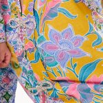 Brooches Adora Kebaya in Honey Yellow