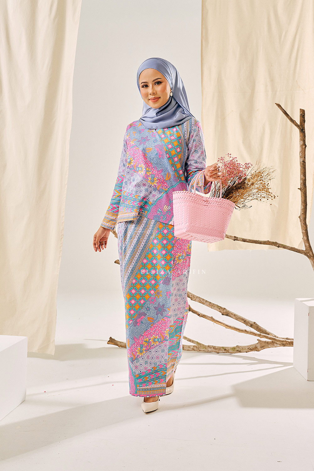 Blossom Kurung Batik In Green Lily