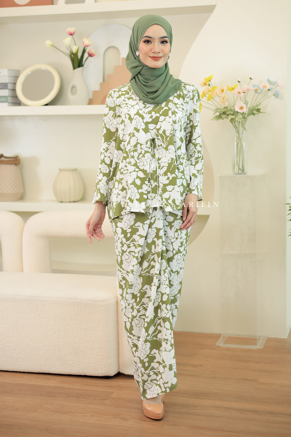 Kuntum Pareo in Pistachios Green