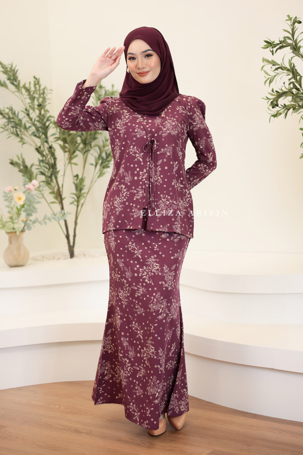 Dayang Cardigan Kurung in Velvet