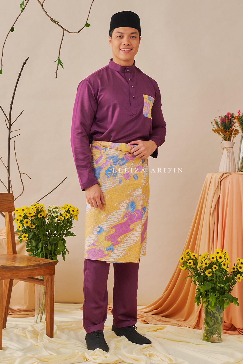 Baju Melayu Batik in Burgundy