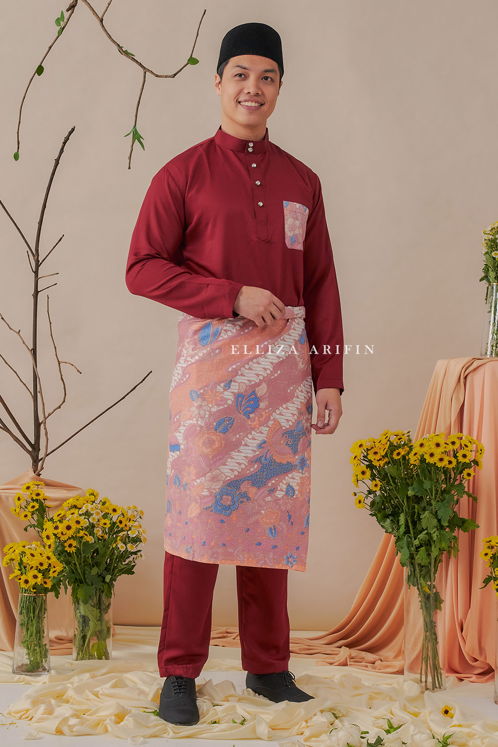 Baju Melayu Batik in Maroon