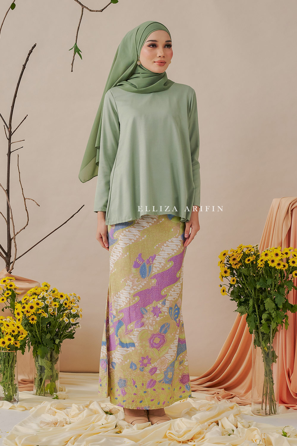 Delisha Kurung Batik in Sage Green