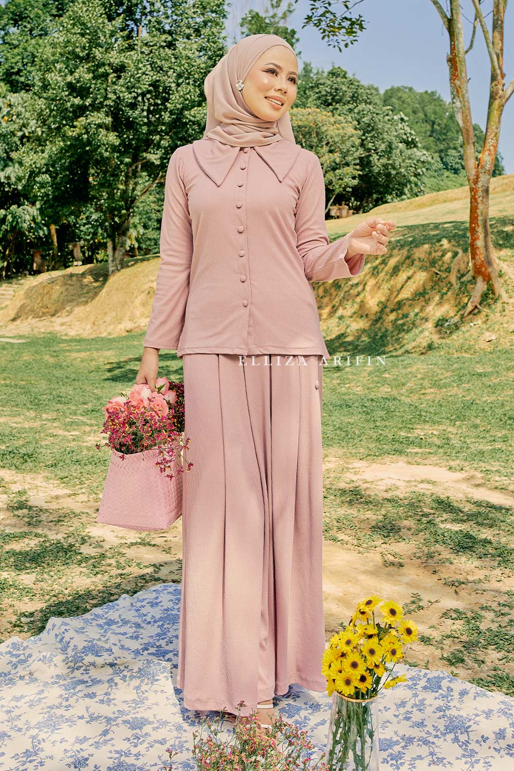 Tiara Set in Violet Mist