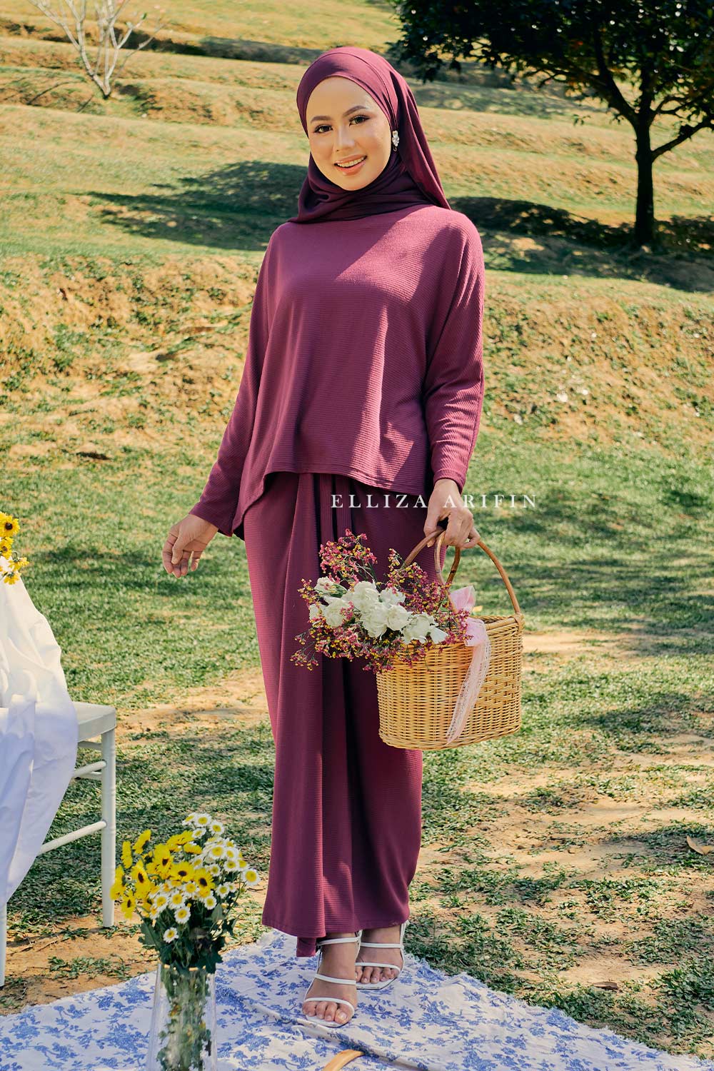 Thalia Pareo in Plumberry