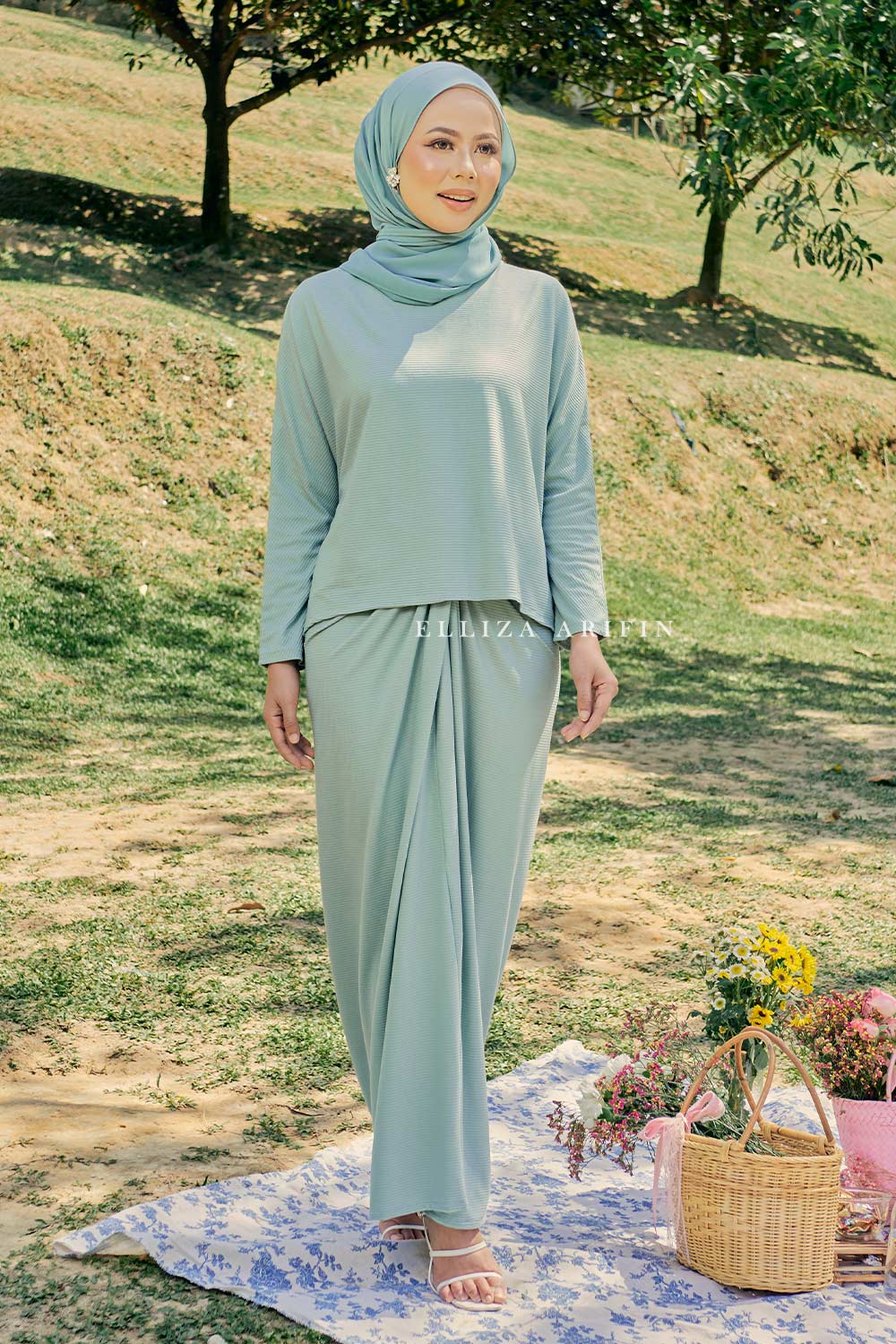 Thalia Pareo in Forest