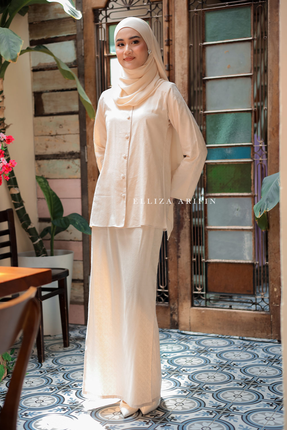 Jasmine Kebaya In Makmur