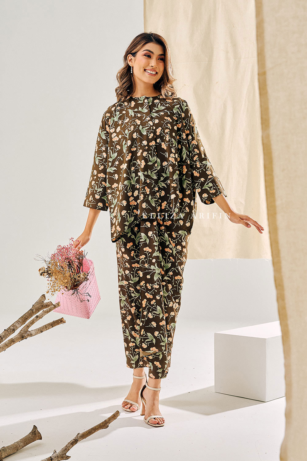 Melati Pareo in Hazel Olive