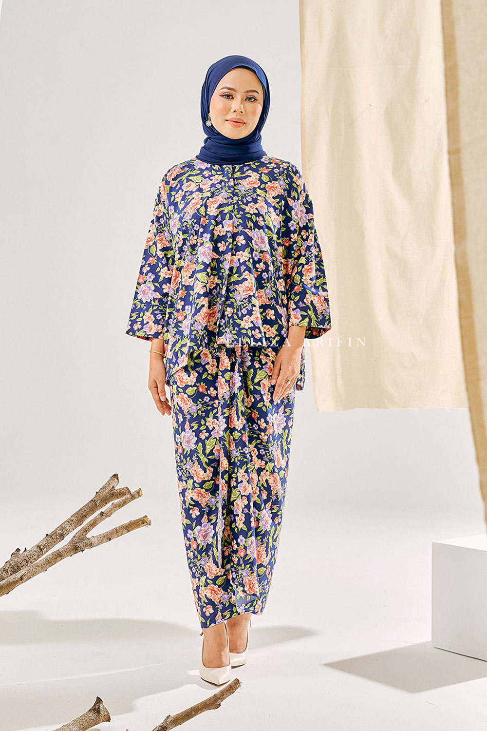 Melati Pareo in Mahogany Blue