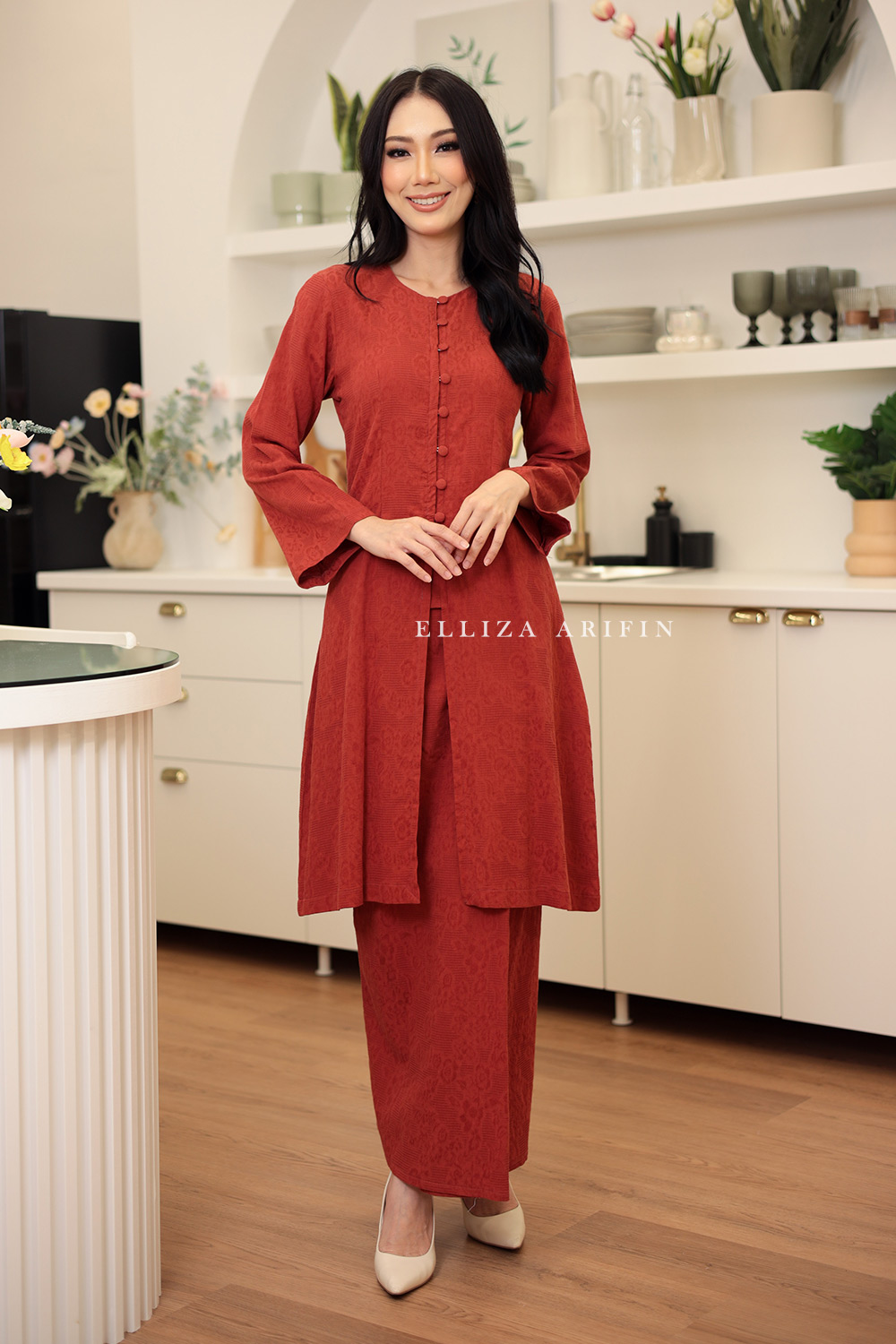 Ratna Kabarung In Brick Orange