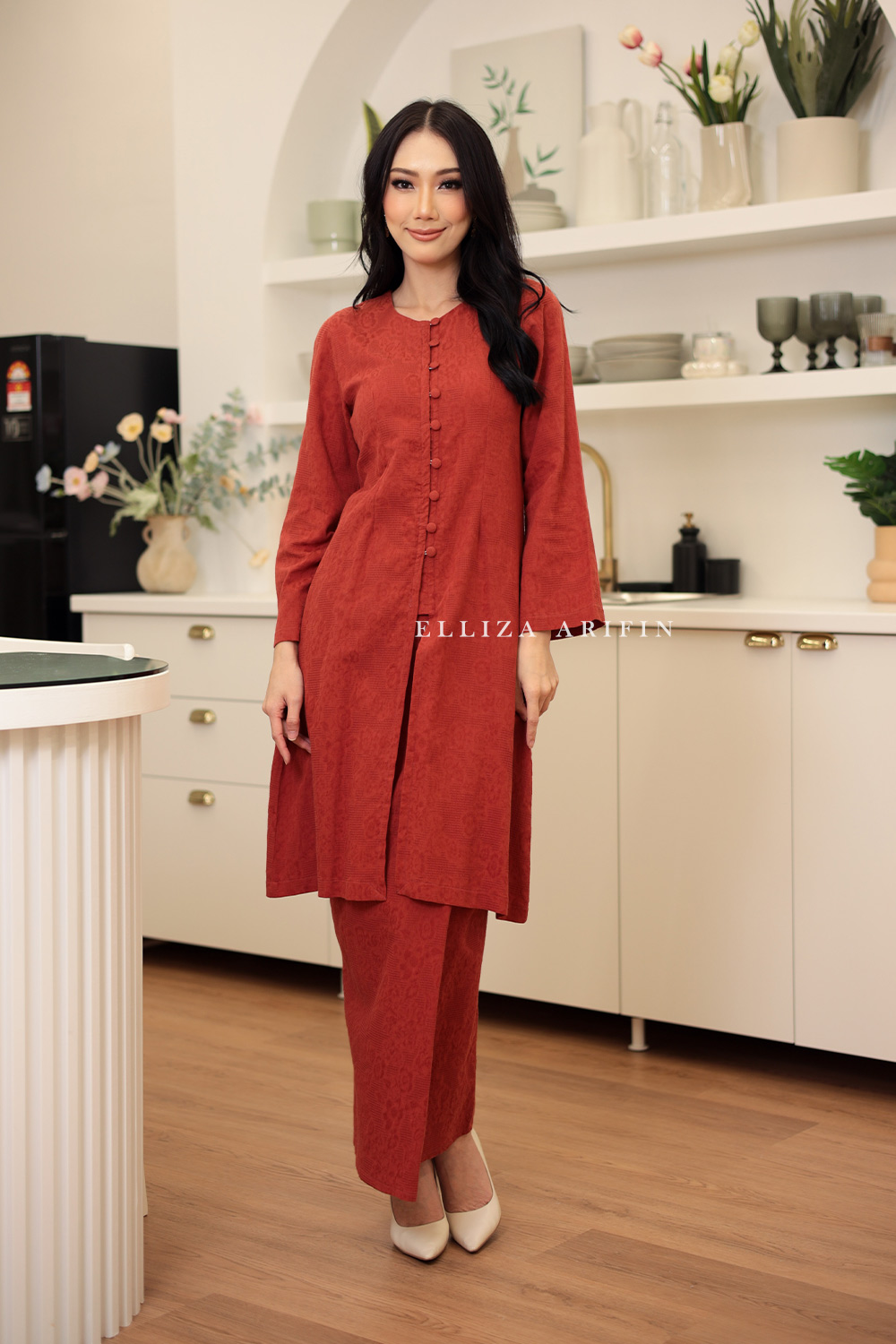 Ratna Kabarung In Brick Orange