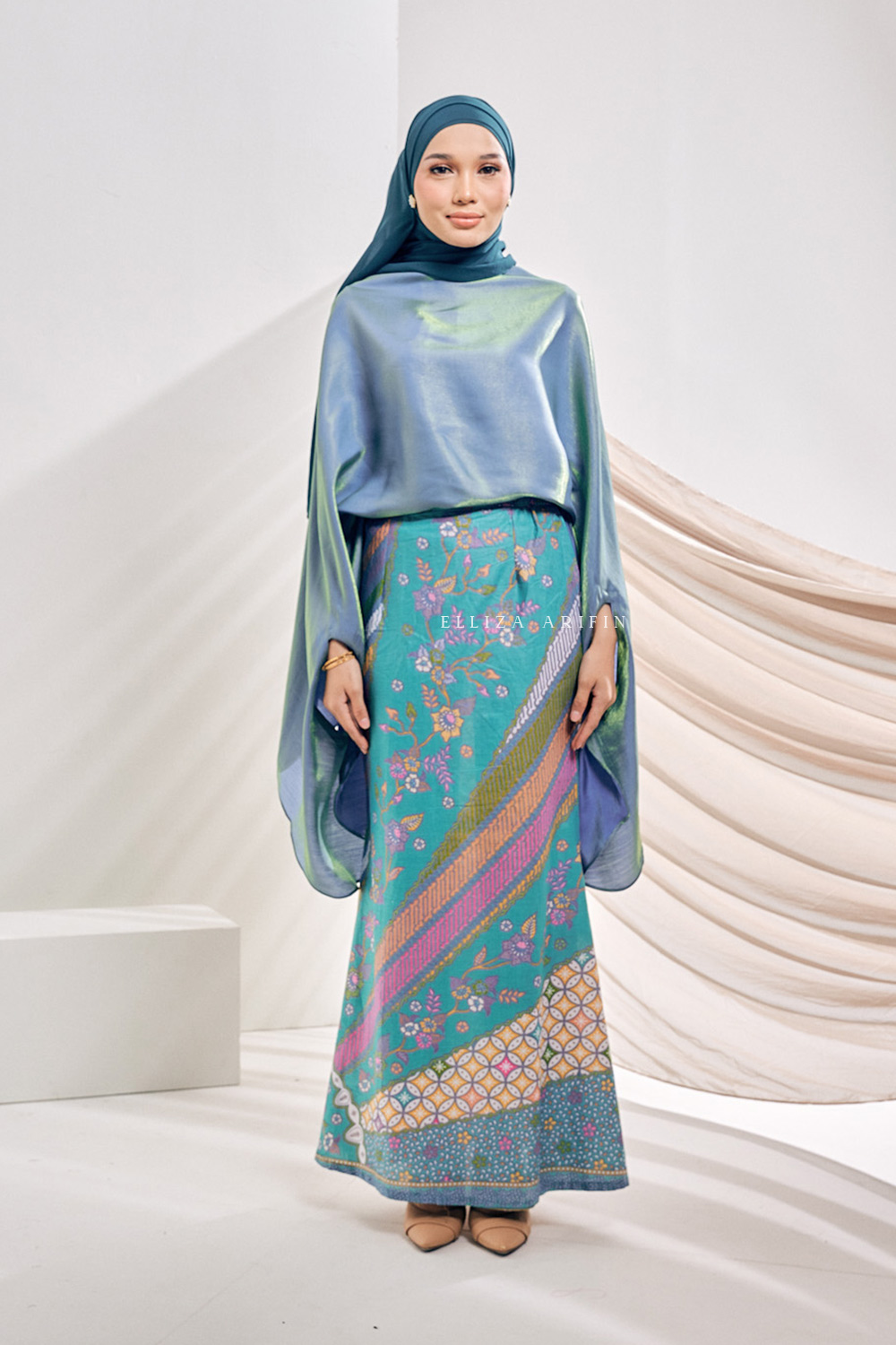Caftan Anggun 2.0 in Pine Green