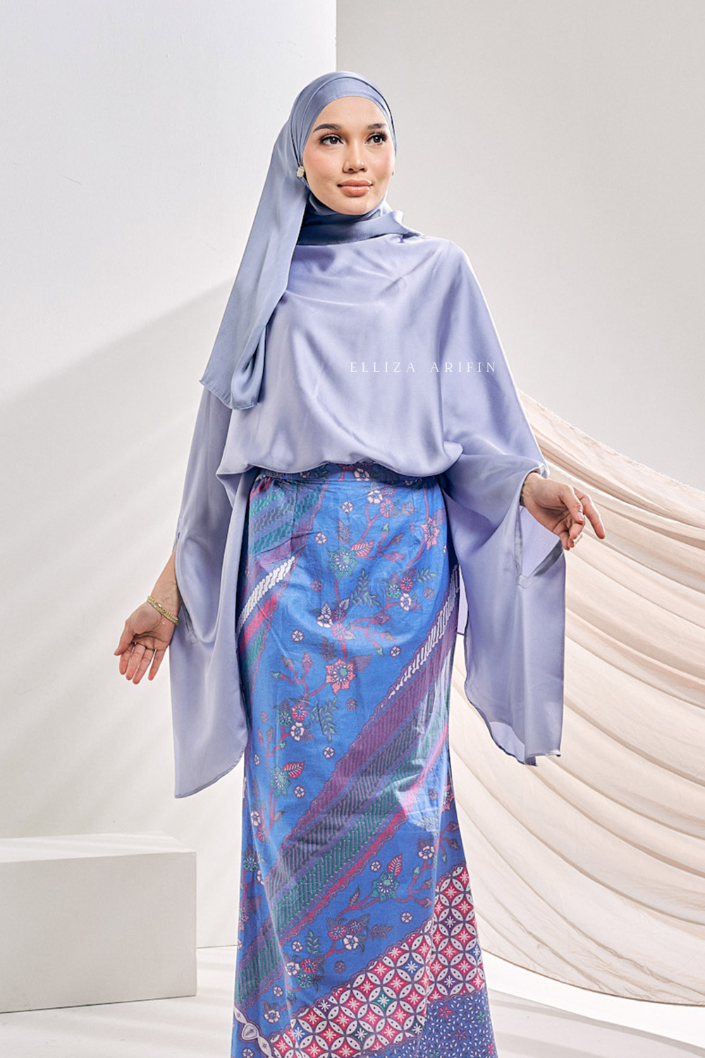 Caftan Anggun 2.0 in Grey Ash (TOP ONLY)