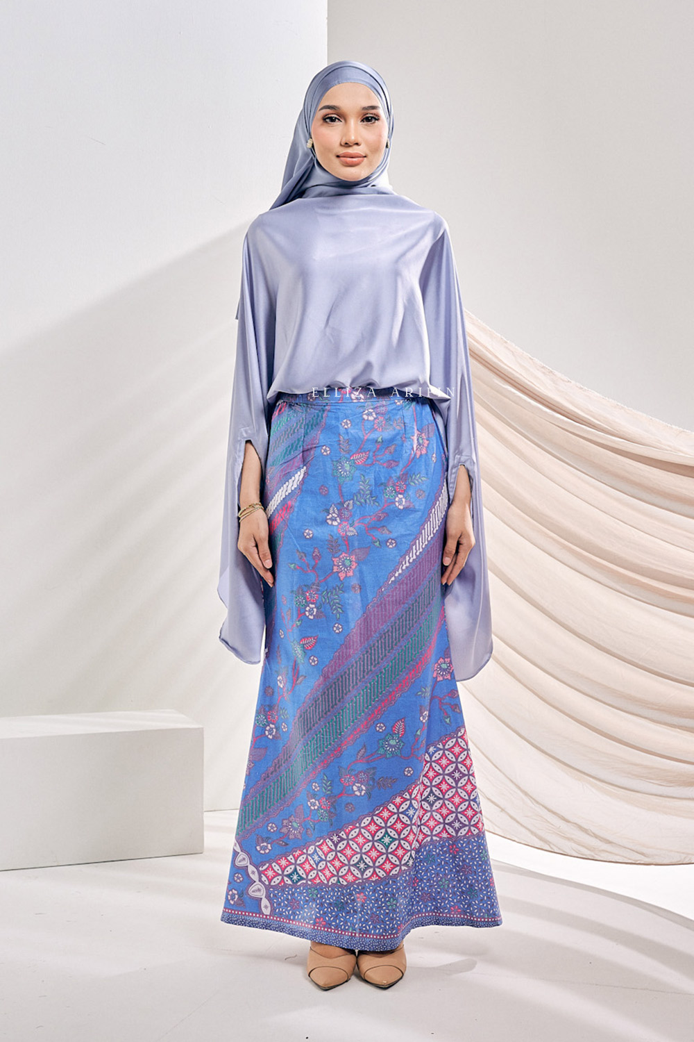 Caftan Anggun 2.0 in Grey Ash (TOP ONLY)
