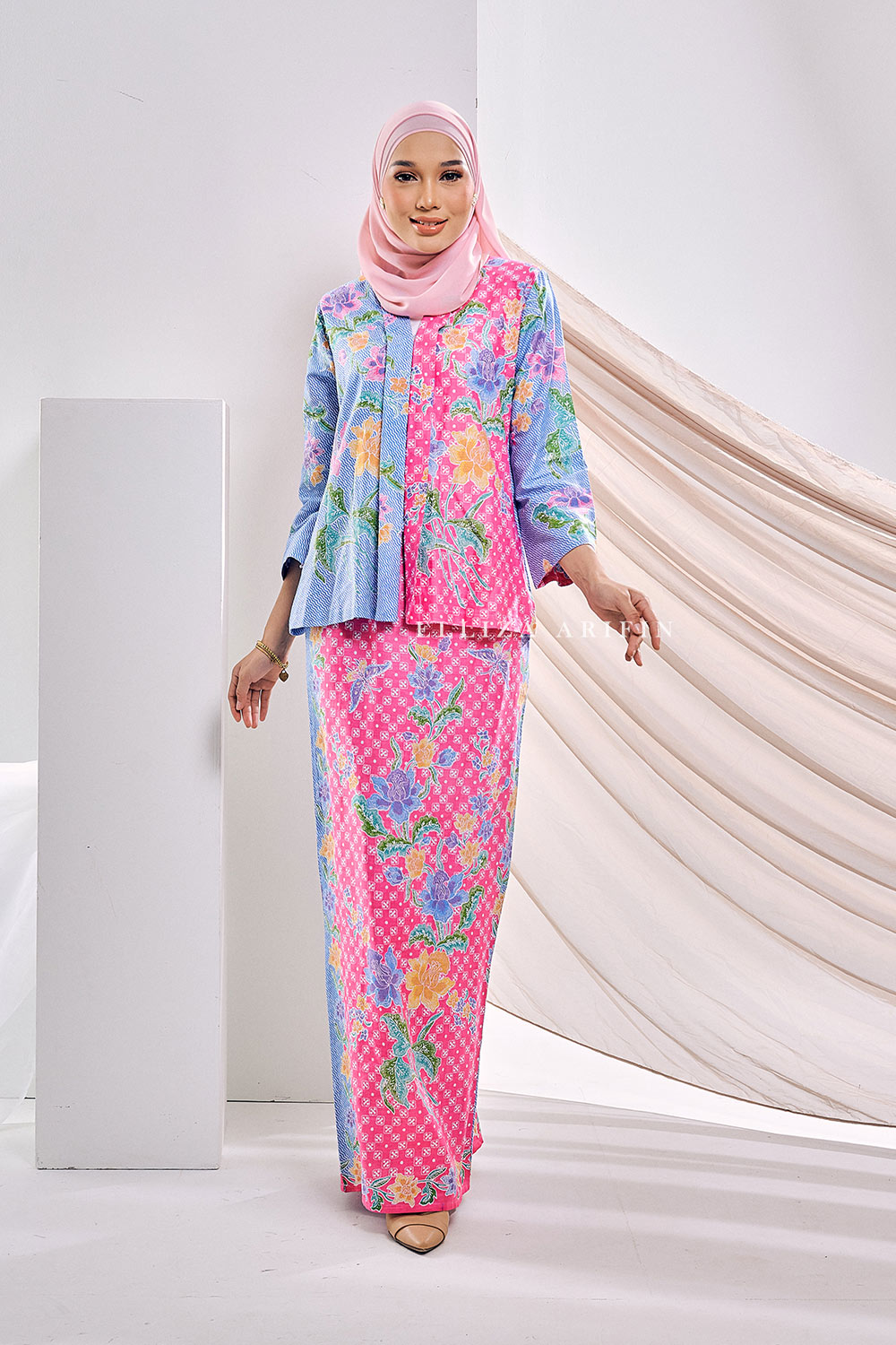 Flowery Kebaya Batik in Rosebud